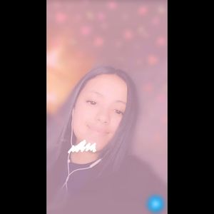 Meet your Posher, Janellyy